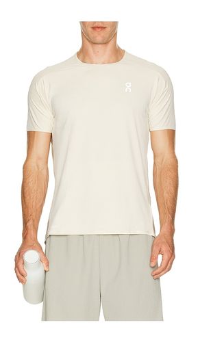 Performance-T in Cream. - size S (also in M, L, XL/1X, XXL/2X) - On - Modalova