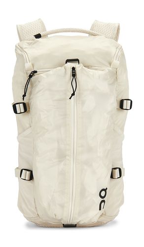 On Speed Pack 18L Lite in Cream - On - Modalova
