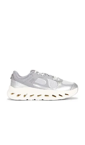Cloudtilt Arc in . Size 7. Also in 7.5, 8, 8.5, 9, 9.5, 10, 10.5, 11, 11.5, 12, 13 - On - Modalova