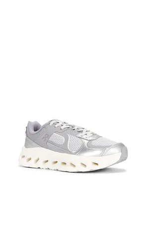Cloudtilt Arc in . Size 7. Also in 7.5, 8, 8.5, 9, 9.5, 10, 10.5, 11, 11.5, 12, 13 - On - Modalova