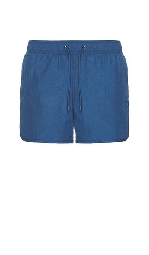 Nylon Crinkle 4 Scallop Swim Trunk in Blue. - size L (also in M, S, XL/1X) - onia - Modalova