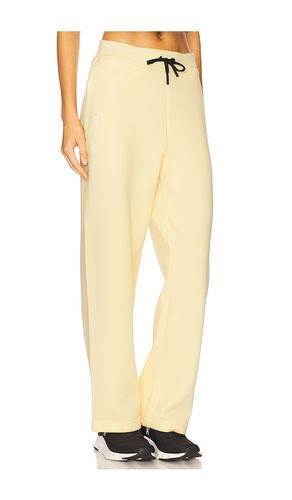 Focus Tech Sweatpants in Lem. - size L (also in M, S, XL, XS) - On - Modalova