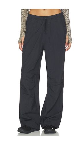 X Zendaya Ruched Lightweight Pant in . Taglia L. Also in M - On - Modalova