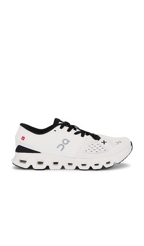 Cloud X 4 Sneaker in White. - size 10 (also in 5, 5.5, 6, 6.5, 7, 7.5, 8, 8.5, 9, 9.5) - On - Modalova