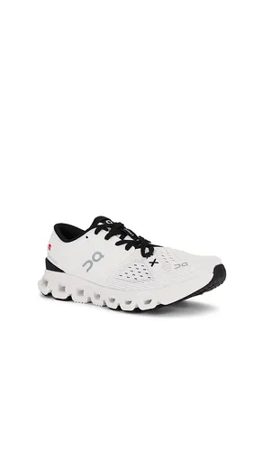 Cloud X 4 Sneaker in . Size 5. Also in 5.5, 6 - On - Modalova