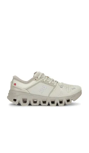 Cloud X 5 Sneaker in Beige. - size 10 (also in 10.5, 11, 5, 5.5, 6, 6.5, 7, 7.5, 8, 8.5, 9, 9.5) - On - Modalova