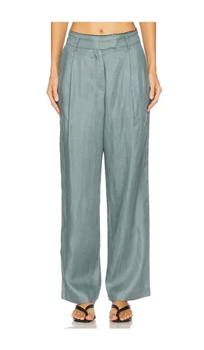 Ava Pants in . Size M. Also in S - OSIS STUDIO - Modalova