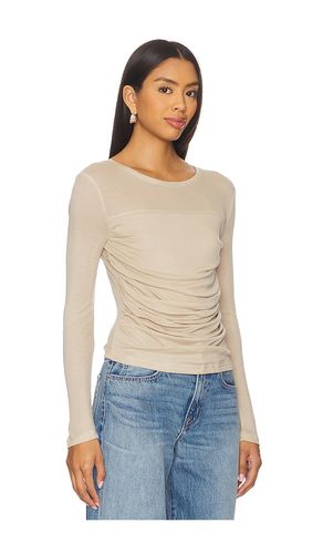 Wendy top in color beige size S (also in XS) - OSIS STUDIO - Modalova