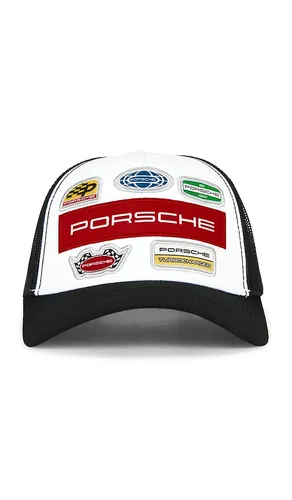 X Revolve Trucker Hat in - Porsche - Modalova