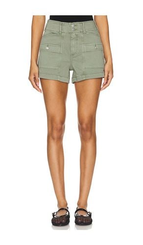 Olivia Cargo Short in Olive. - size 28 (also in 32) - PAIGE - Modalova