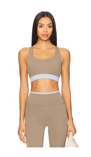 Frequency Sports Bra in Taupe. - size L (also in M, S, XL, XS, XXL, XXS) - P.E Nation - Modalova