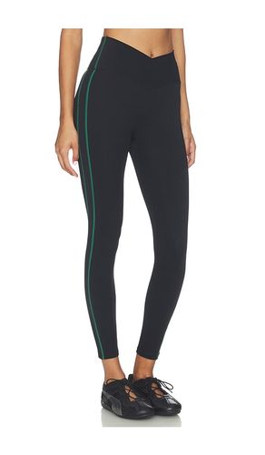 Clarity Fl Legging in Black. - size M (also in S, XS) - P.E Nation - Modalova