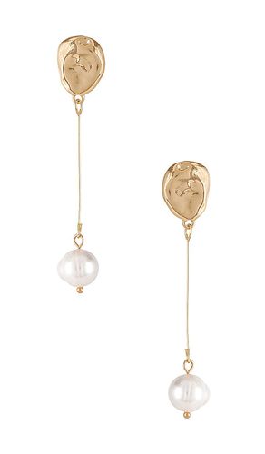 Kylie Earrings in Metallic - petit moments - Modalova