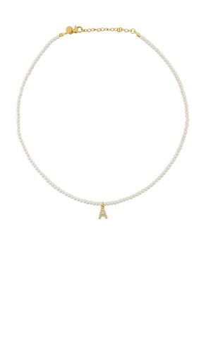 HALSKETTE INITIAL PEARL in . Size B, C, D, F, G, H, I, J, K, L, M, N, P, R, S, T - petit moments - Modalova