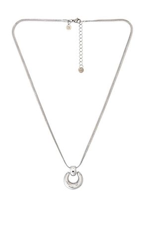 Fjord Necklace in Metallic - petit moments - Modalova