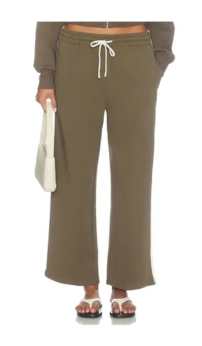 Claud Travel Track Pant in . Size L. Also in M, S, XL, XS - perfectwhitetee - Modalova