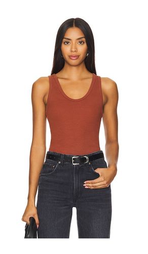 Structured Rib Bra Friendly Tank Top in Rust. - size M (also in S, XS) - perfectwhitetee - Modalova