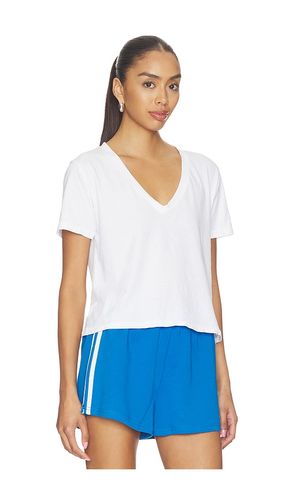 Crispy Cotton V Neck Tee in . Size L. Also in M - perfectwhitetee - Modalova