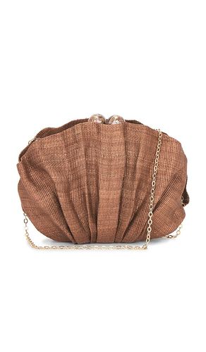 The Origami Shell Clutch in - Poolside - Modalova