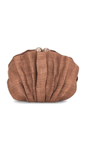 The Origami Shell Clutch in - Poolside - Modalova