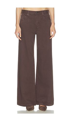 Jadyn Low Slung Palazzo Jeans in Chocolate. - size 23 (also in 27) - PISTOLA - Modalova