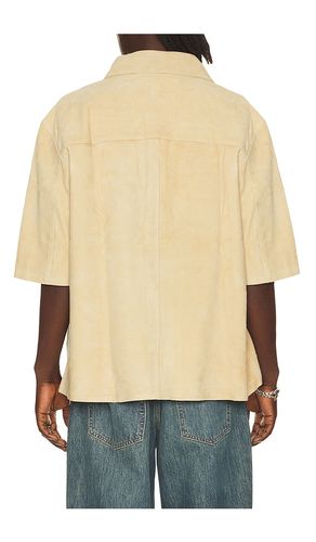 Suede Short Sleeve Camp Shirt in . Taglia M. Also in L - Found - Modalova