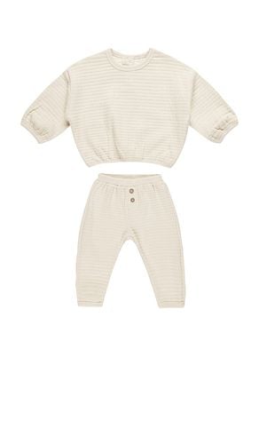 Kids Textured Sweat Set in Neutral. - size 12-18M (also in 18-24M, 2-3yr) - QUINCY MAE - Modalova