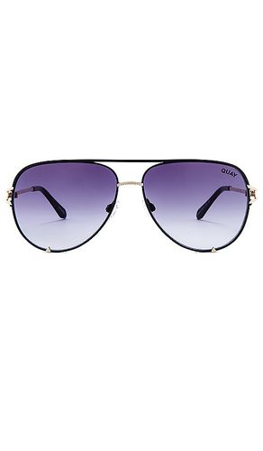 High Key Twist Sunglasses in - Quay - Modalova