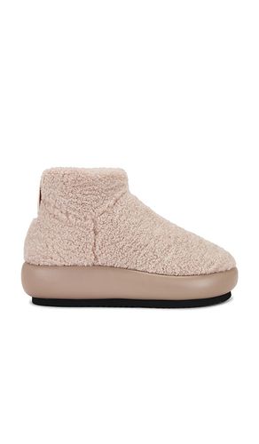 Fuzzy Magic Faux Fur Moon Bootie in Grey. - size 8 (also in 9) - R0AM - Modalova