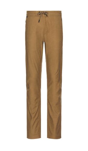 Layover Traveler Pant in Brown. - size 30 (also in 32, 34, 36) - ROARK - Modalova