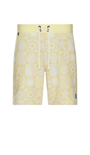 Passage 17 Swim Short in Yellow. - size 30 (also in 32, 34, 36) - ROARK - Modalova