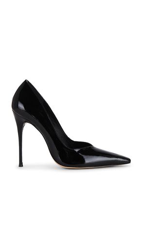 Danae Pump in . Taglia 10. Also in 5.5, 6, 6.5, 7, 7.5, 8, 8.5, 9, 9.5 - RAYE - Modalova