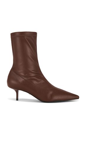 Nadia Bootie in . Size 6.5. Also in 7 - RAYE - Modalova