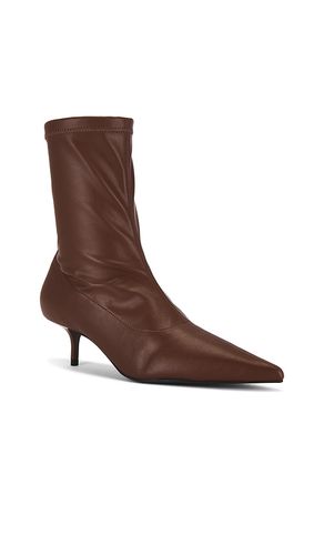 Nadia Bootie in . Size 6.5. Also in 7 - RAYE - Modalova