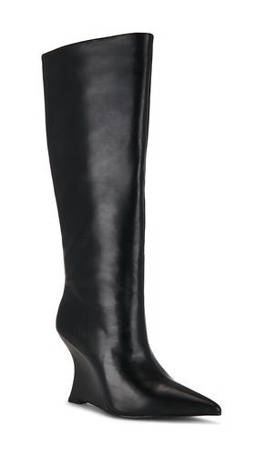 Fuego Boot in . Size 6. Also in 7.5 - RAYE - Modalova