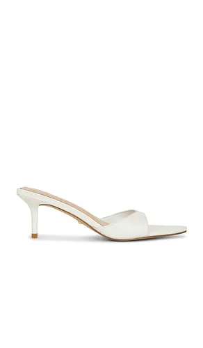 Chad Sandal in . Size 6. Also in 6.5, 7 - RAYE - Modalova