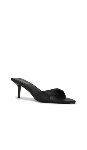 Chad Sandal in . Size 6. Also in 9 - RAYE - Modalova