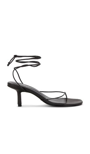 Nayara Sandal in . Size 6.5. Also in 10 - RAYE - Modalova