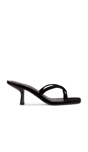 Leia Sandal in . Size 10. Also in 5.5, 6, 6.5, 7, 7.5, 8, 8.5, 9.5 - RAYE - Modalova