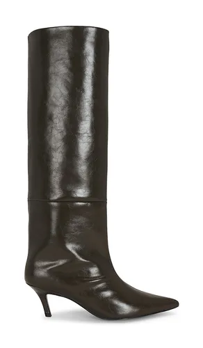 Liri Boot in . Size 6. Also in 6.5, 7, 7.5, 8, 8.5, 9, 9.5, 10 - RAYE - Modalova