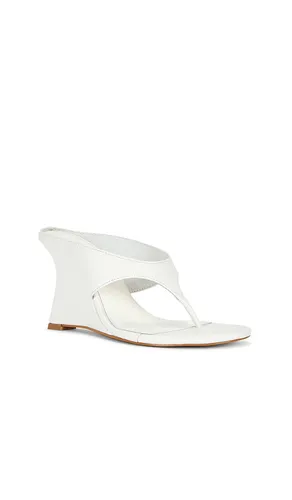 Jenna Wedge in . Size 10. Also in 6.5, 7, 7.5, 8.5, 9, 9.5 - RAYE - Modalova