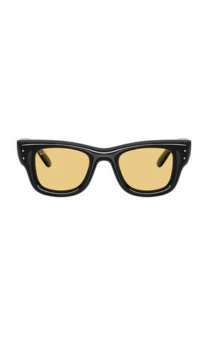 Wayfarer Puffer Square Sunglasses in - Ray-Ban - Modalova