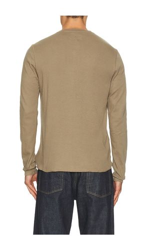 Classic Textured Knit Henley in Brown. - size L (also in M, S, XL/1X) - Rag & Bone - Modalova