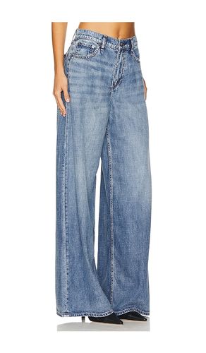 Featherweight Sofie Wide Leg Jeans in Denim-Medium. - size 24 (also in 25, 26, 27, 28, 30, 31) - Rag & Bone - Modalova