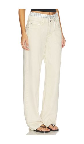 Featherweight Cam Low Rise Full Boxer Straight Jeans in . Size 28. Also in 29, 32 - Rag & Bone - Modalova