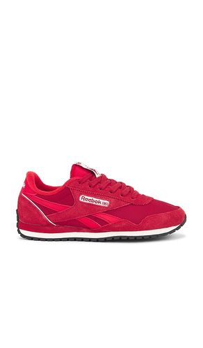 Heritage Running Sneaker in . - size 6 (also in 6.5, 7, 7.5, 8.5, 9, 9.5) - Reebok - Modalova
