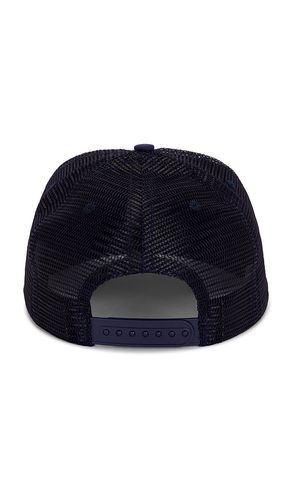 USA Sailing Icon Trucker Hat in - Rhude - Modalova