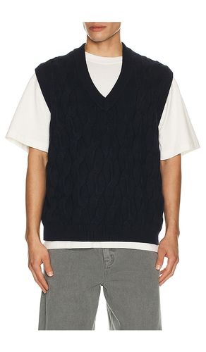 Walton Vest in . Taglia L. Also in S, XL/1X - Reiss - Modalova