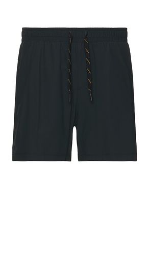 Pursuit Short in . Size L. Also in M, S, XL/1X, XXL/2X - Rhone - Modalova