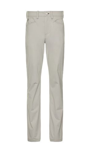 Commuter Flyweight Five Pocket Pant in Light Grey. - size 30 (also in 34) - Rhone - Modalova